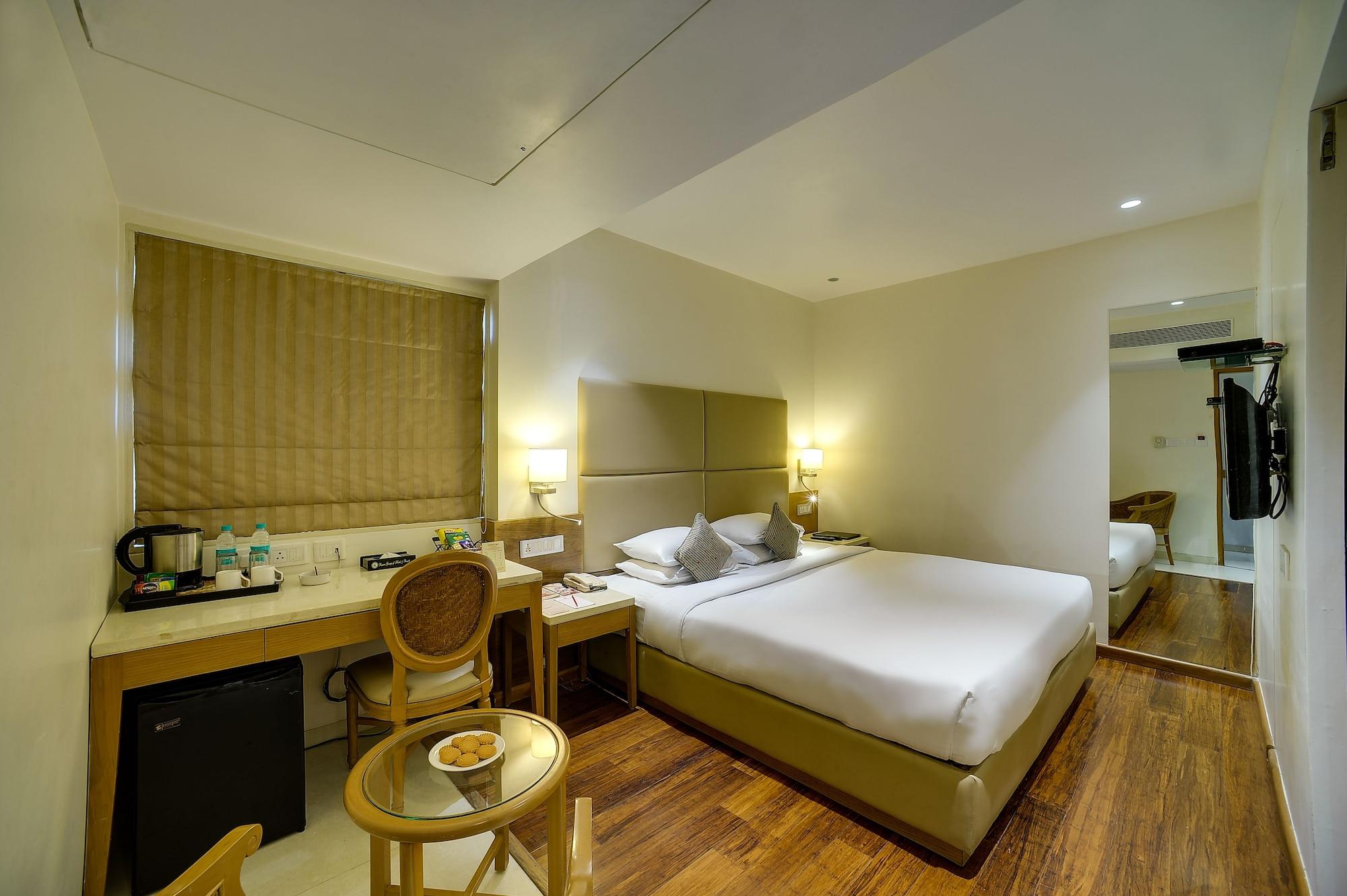 Ramee Guestline Hotel Khar Mumbai Kültér fotó