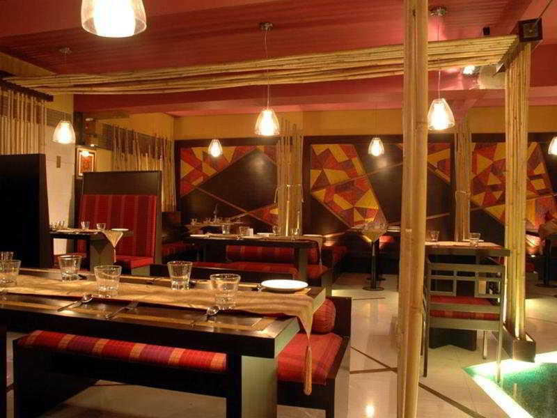 Ramee Guestline Hotel Khar Mumbai Kültér fotó