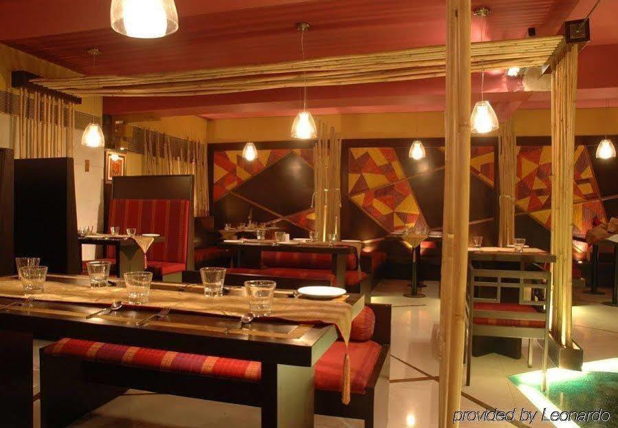 Ramee Guestline Hotel Khar Mumbai Kültér fotó